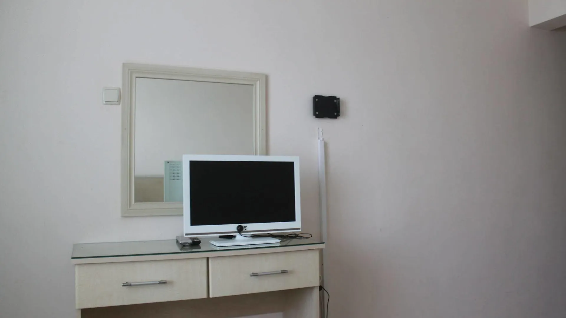 Can Karaburun Hotel Izmir