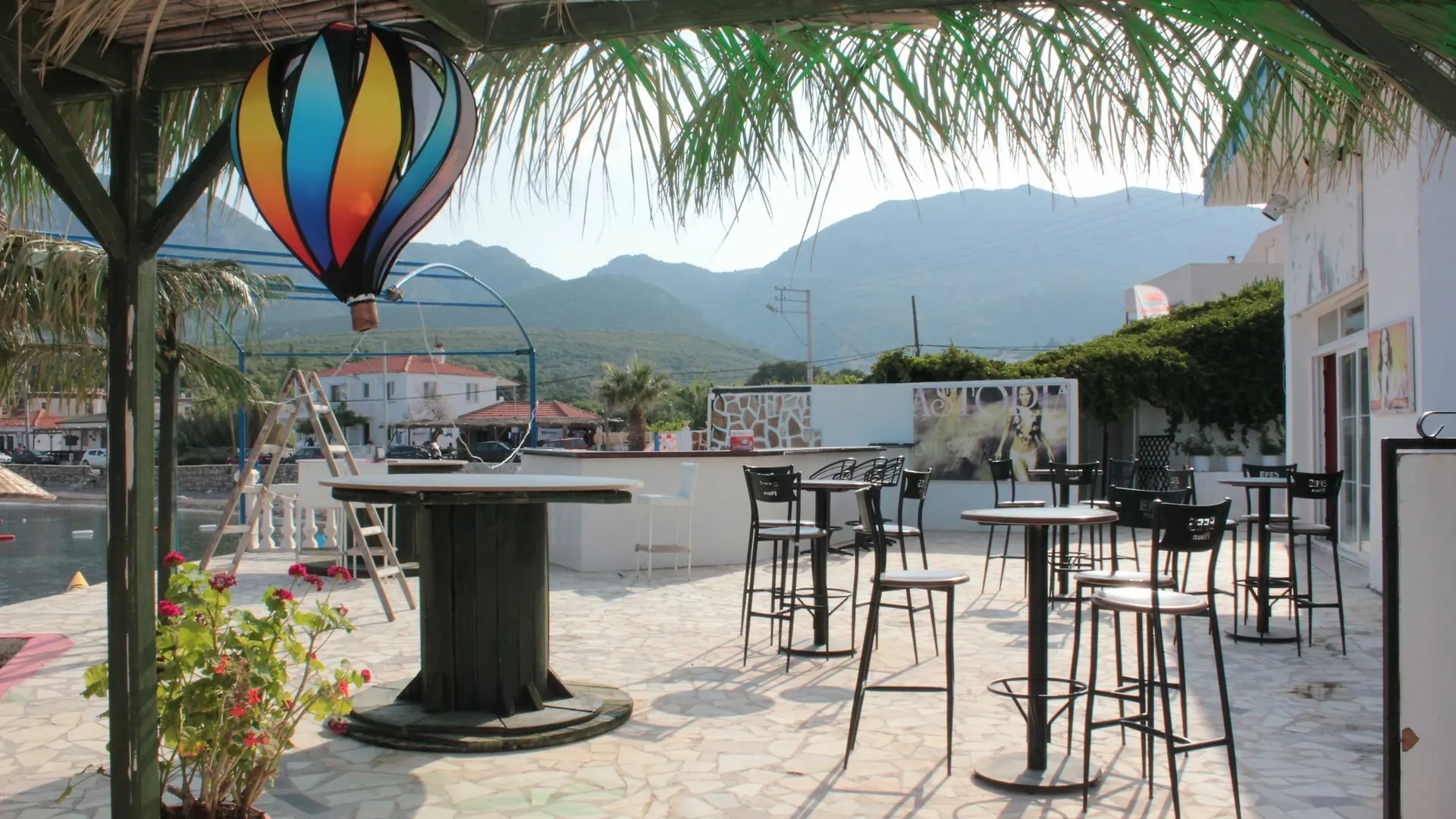 Can Karaburun Hotel Izmir